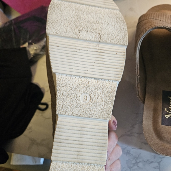 Natural Reflections Constance Tan Slide Sandals - Picture 3 of 9